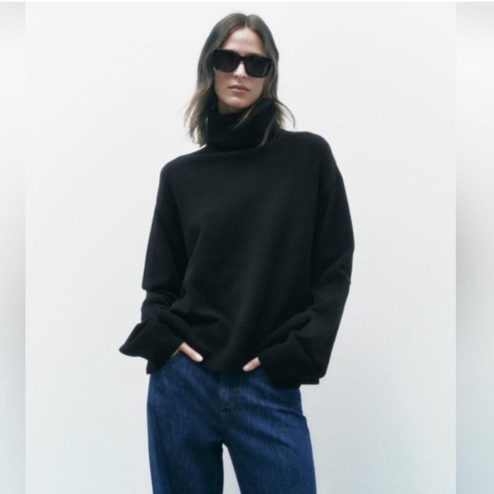 ZARA CUFFED KNIT BLACK CHUNKY TURTLENECK